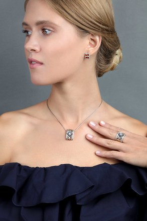 Подвес с бриллиантами и сапфирами, желтое и белое золото, н.керамика 2