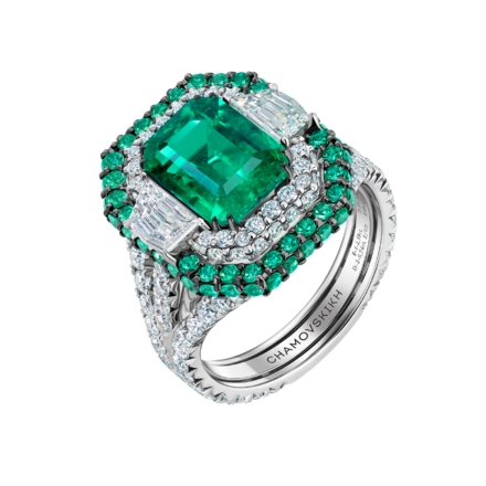 Кольцо с изумрудами и бриллиантами, белое золото