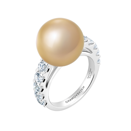 Кольцо с жемчугом и бриллиантами, белое золото
