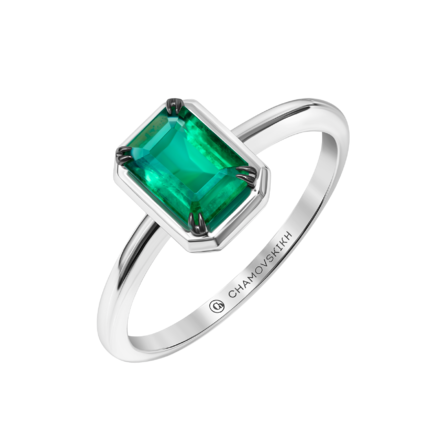 Кольцо с изумрудом, белое золото