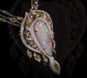 Подвес - брошь с опалом желтыми сапфирами и бриллиантами, жёлтое и белое золото, н.керамика