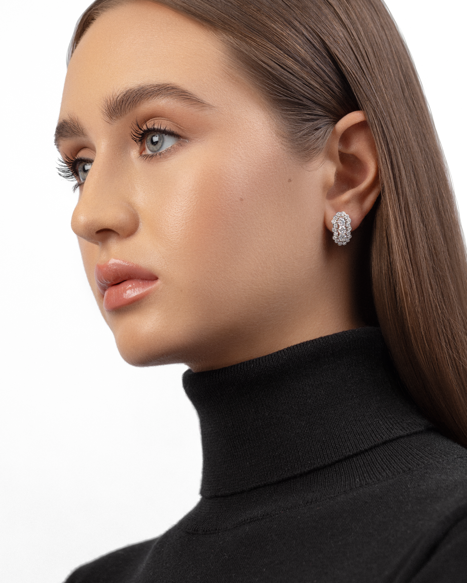 Серьги с бриллиантами, белое золото