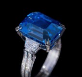 Кольцо с сапфиром и бриллиантами, белое золото