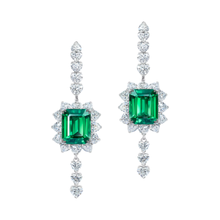 Серьги с изумрудами и бриллиантами, белое золото