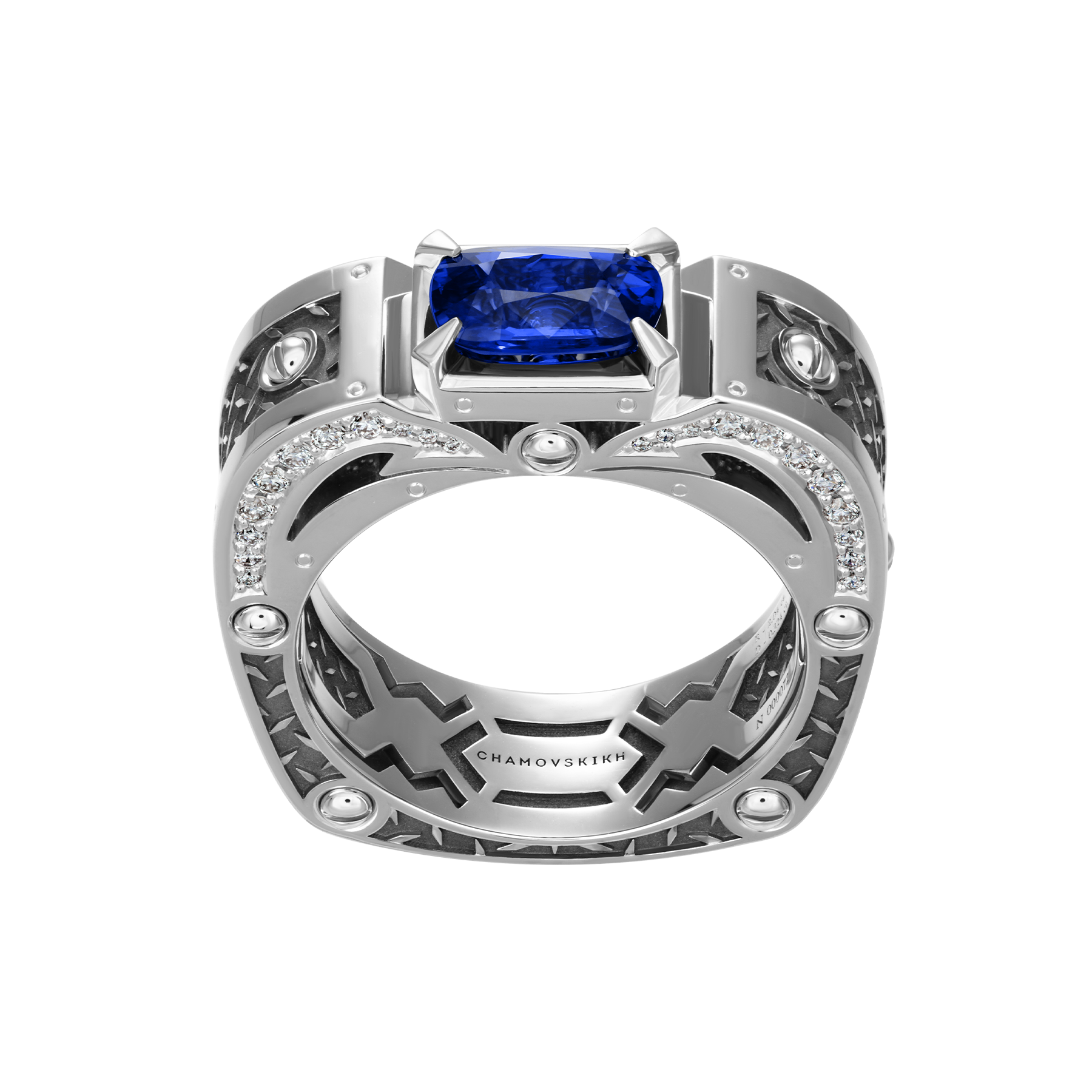 Кольцо с сапфиром и бриллиантами, белое золото