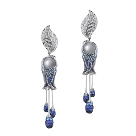 Серьги с жемчугом, бриллиантами и сапфирами, белое золото