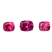 Сет из трех шпинелей, Кушон, 1,73 ct/ 2-1,09 ct