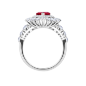 Кольцо с рубином и бриллиантами, белое золото