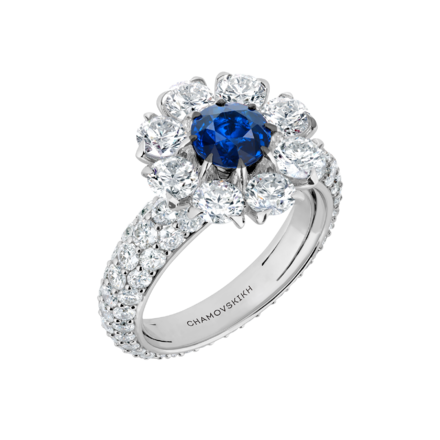 Кольцо с сапфиром и бриллиантами, белое золото