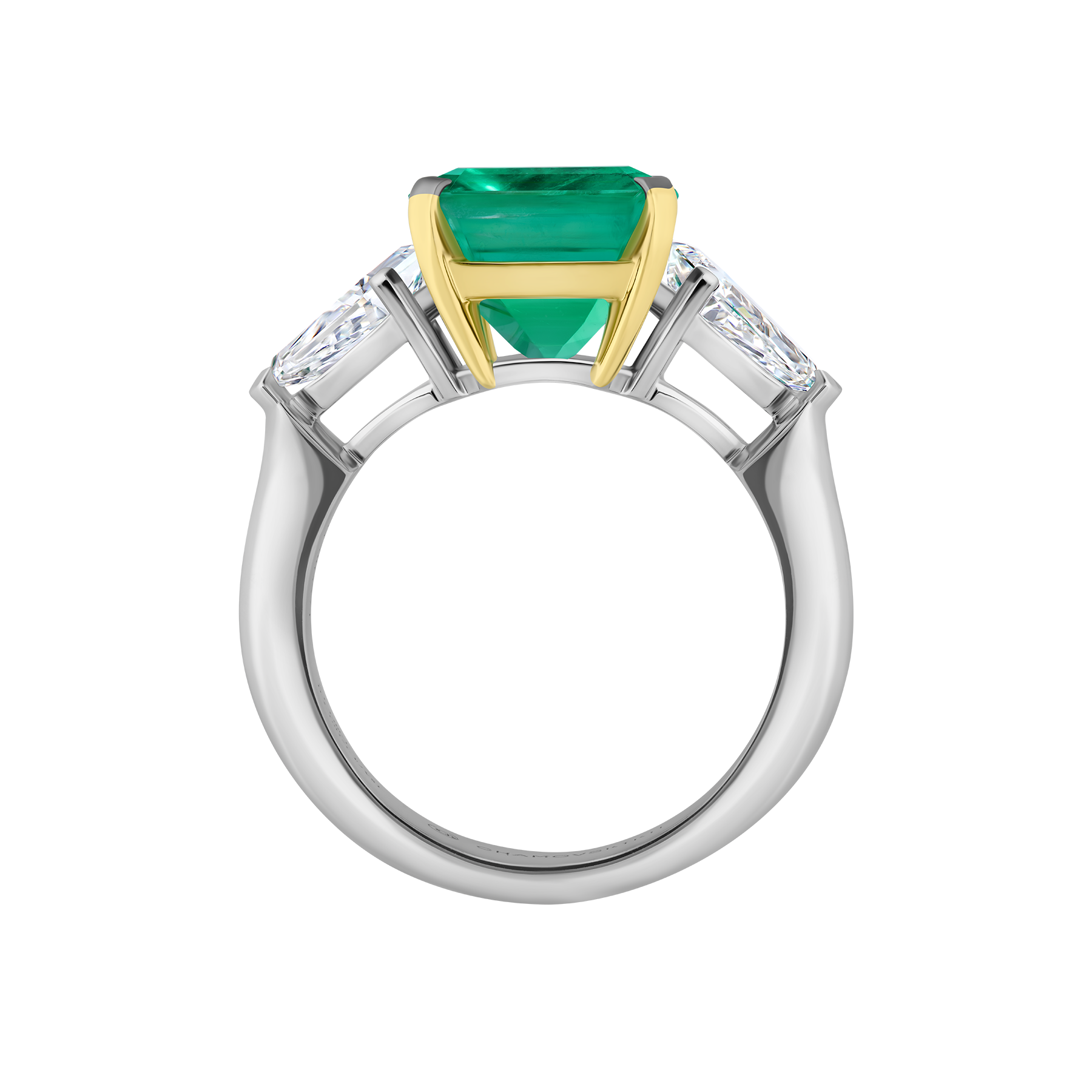 Кольцо с изумрудом и бриллиантами, белое золото