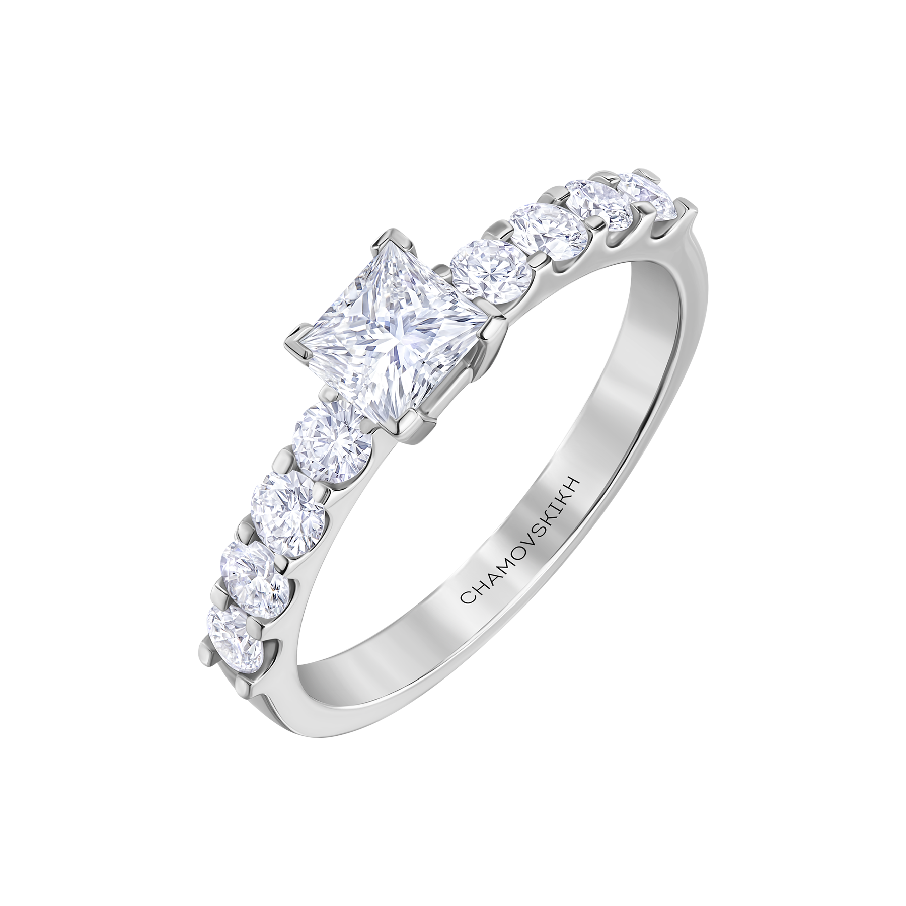 Кольцо с бриллиантами, белое золото