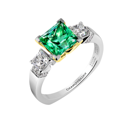 Кольцо с изумрудом и бриллиантами, белое и жёлтое золото