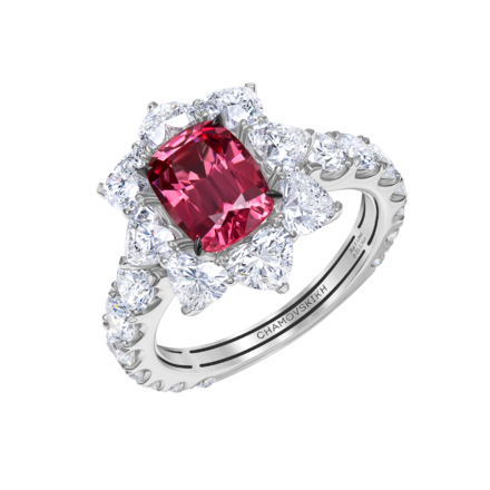 Кольцо со шпинелью и бриллиантами, белое золото