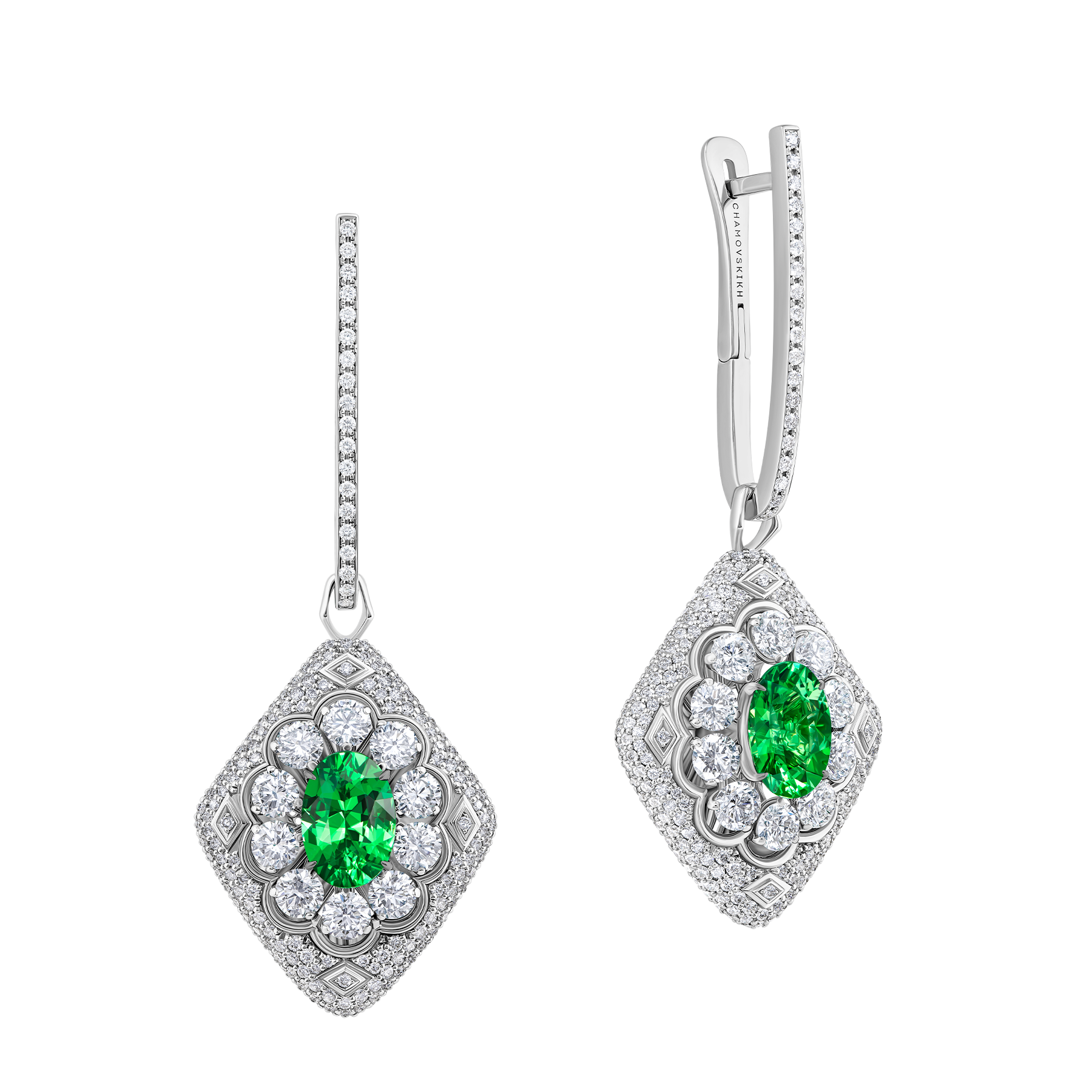 Серьги с тсаворитами и бриллиантами, белое золото