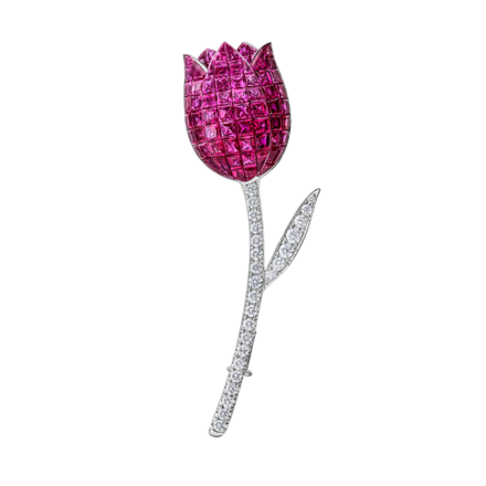 Брошь с рубинами и бриллиантами, белое золото