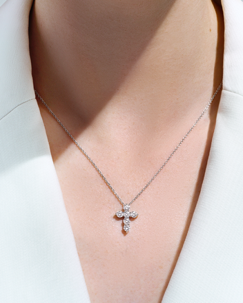 Колье с бриллиантами, белое золото 2