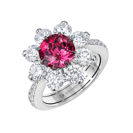 Кольцо с турмалином рубеллитом и бриллиантами, белое золото