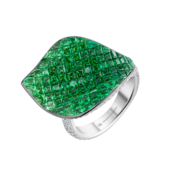 Кольцо с тсаворитами и бриллиантами, белое золото