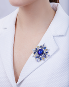 Подвес-брошь с опалом, сапфирами, бриллиантами и желтыми сапфирами, белое золото, нанокерамика